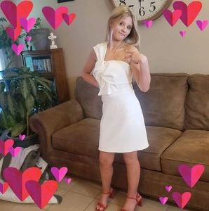 Meet your Posher, Tomie jo